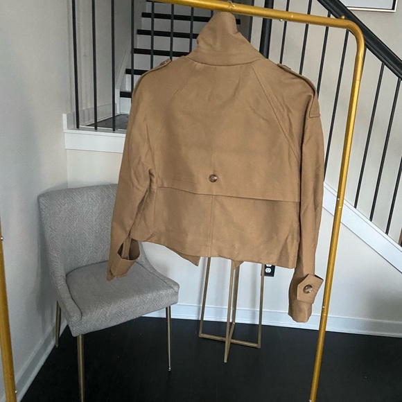 The perfect short trench - Picture 4 of 5